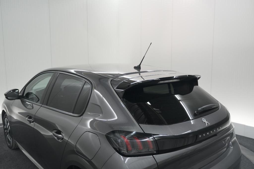 Peugeot 208 puretech 100 eat8 allure pack | camera | apple carplay | parkee