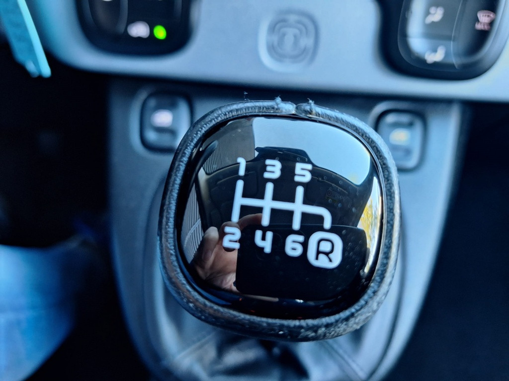 Fiat Panda 1.0 hybrid city cross