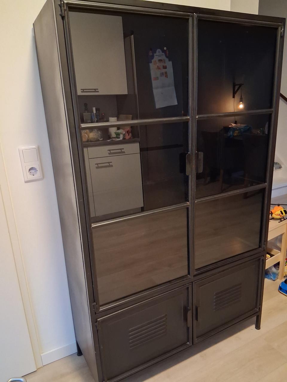 Woood Ronja vitrine / opberg kast