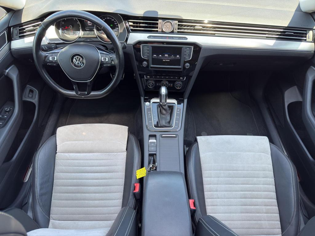 Volkswagen Passat variant 1.4 tsi act connected series plus | r-line | mass