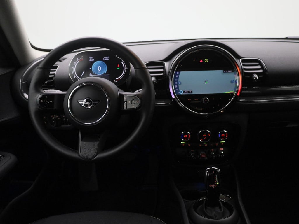 Mini Clubman 1.5 cooper business edition | automaat | navigatie | apple car