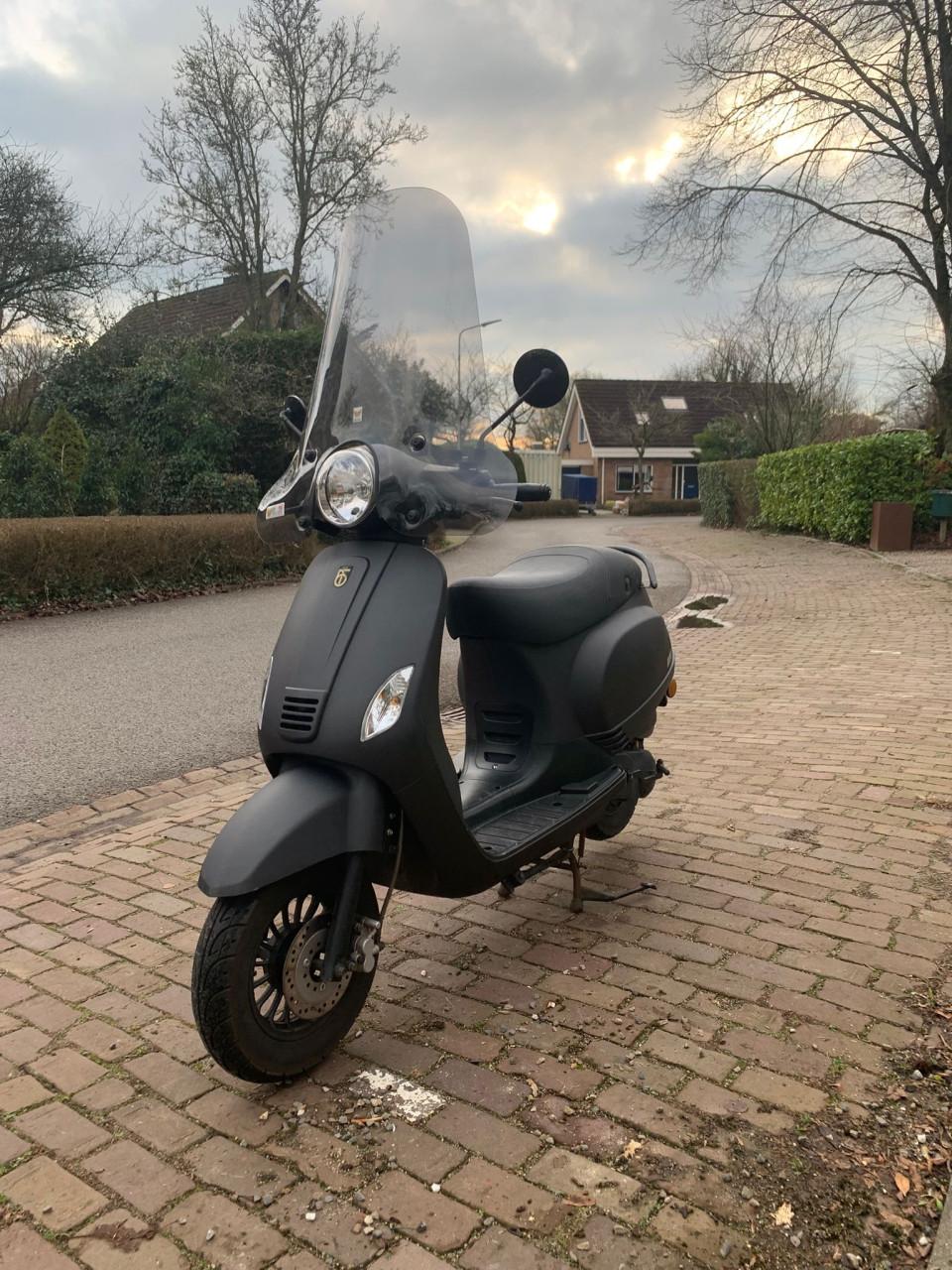 Nette Btc Riva Scooter Lage km