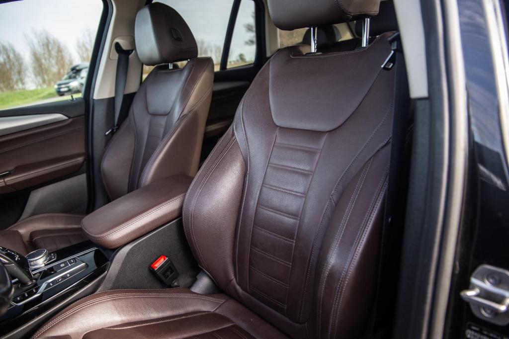 BMW X3 xdrive30e high executive bruin leer / panorama dak / automaat / plug