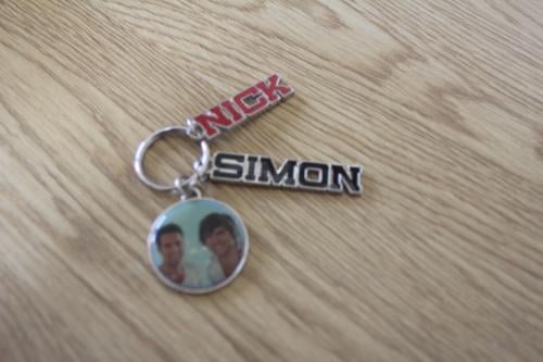 Sleutelhangers...Nick & Simon..