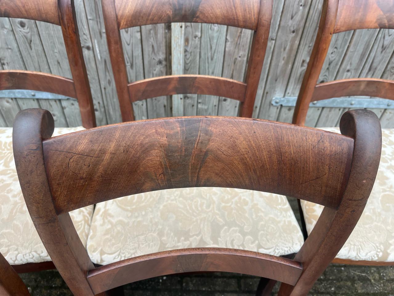 6 eetkamerstoelen