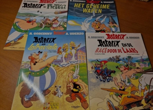 Asterix stripboeken - 4 stuks - mint conditie