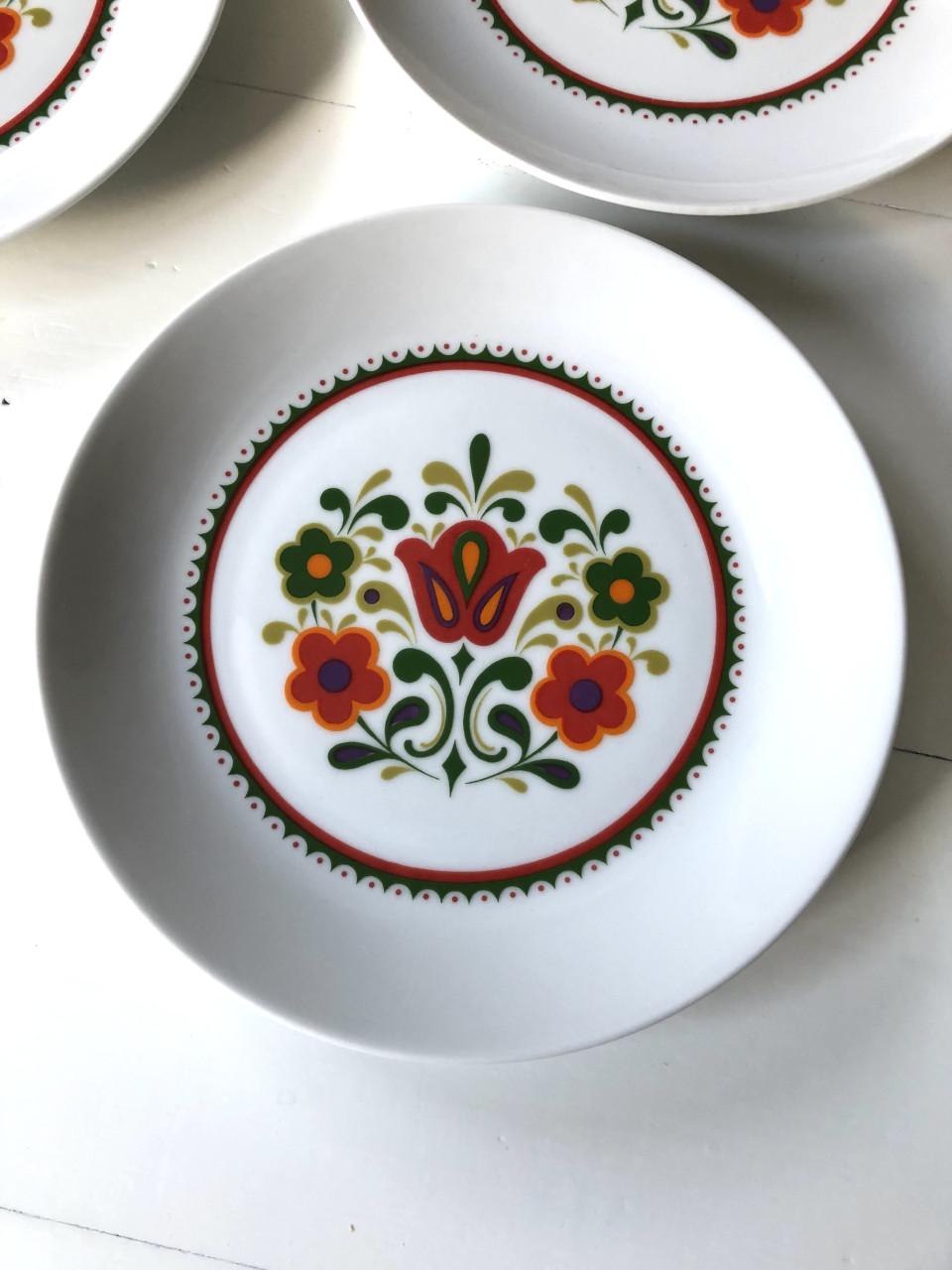 Leuk set van 5 vintage ontbijt bordjes met decor