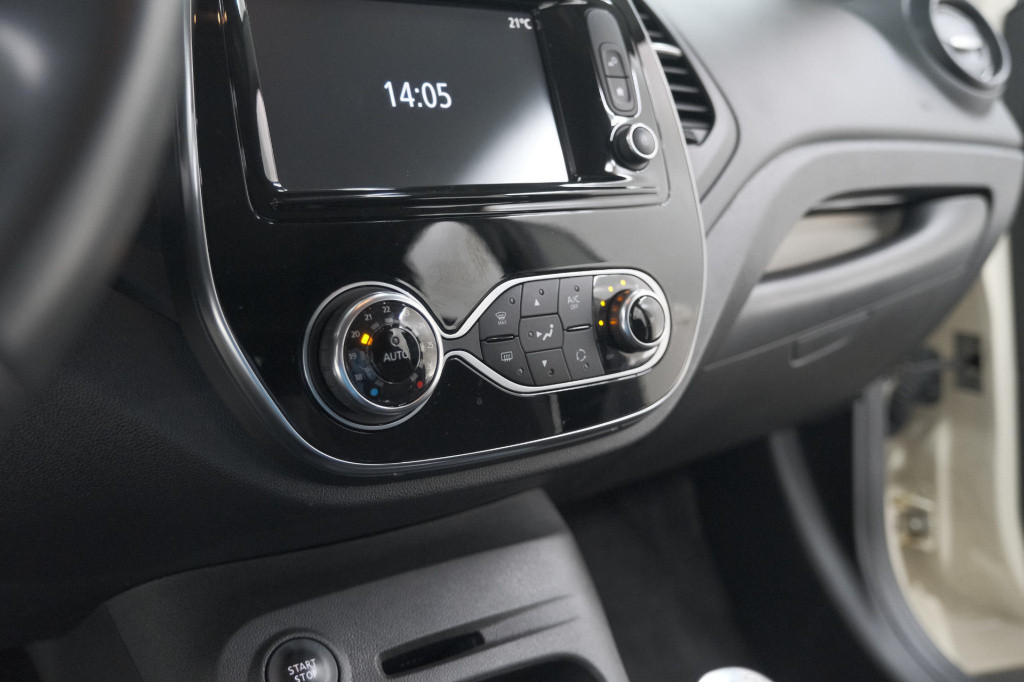 Renault Captur tce 90 intens | trekhaak | camera | navigatie | parkeersenso