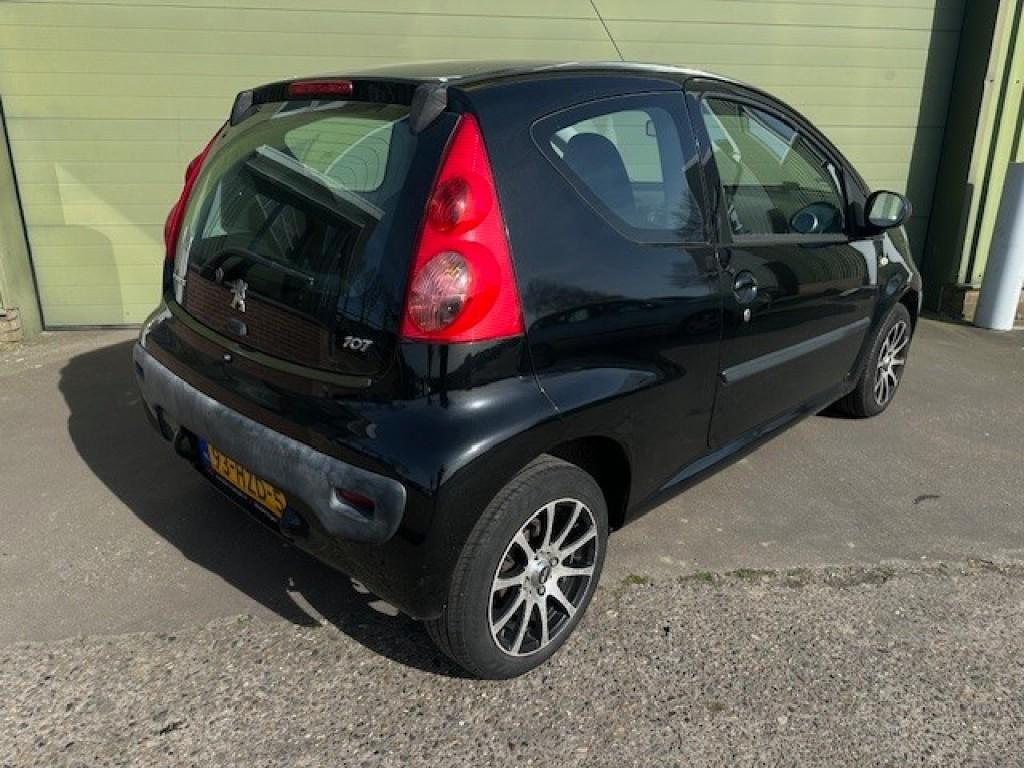 Peugeot 107 1.0 - 12v sublime