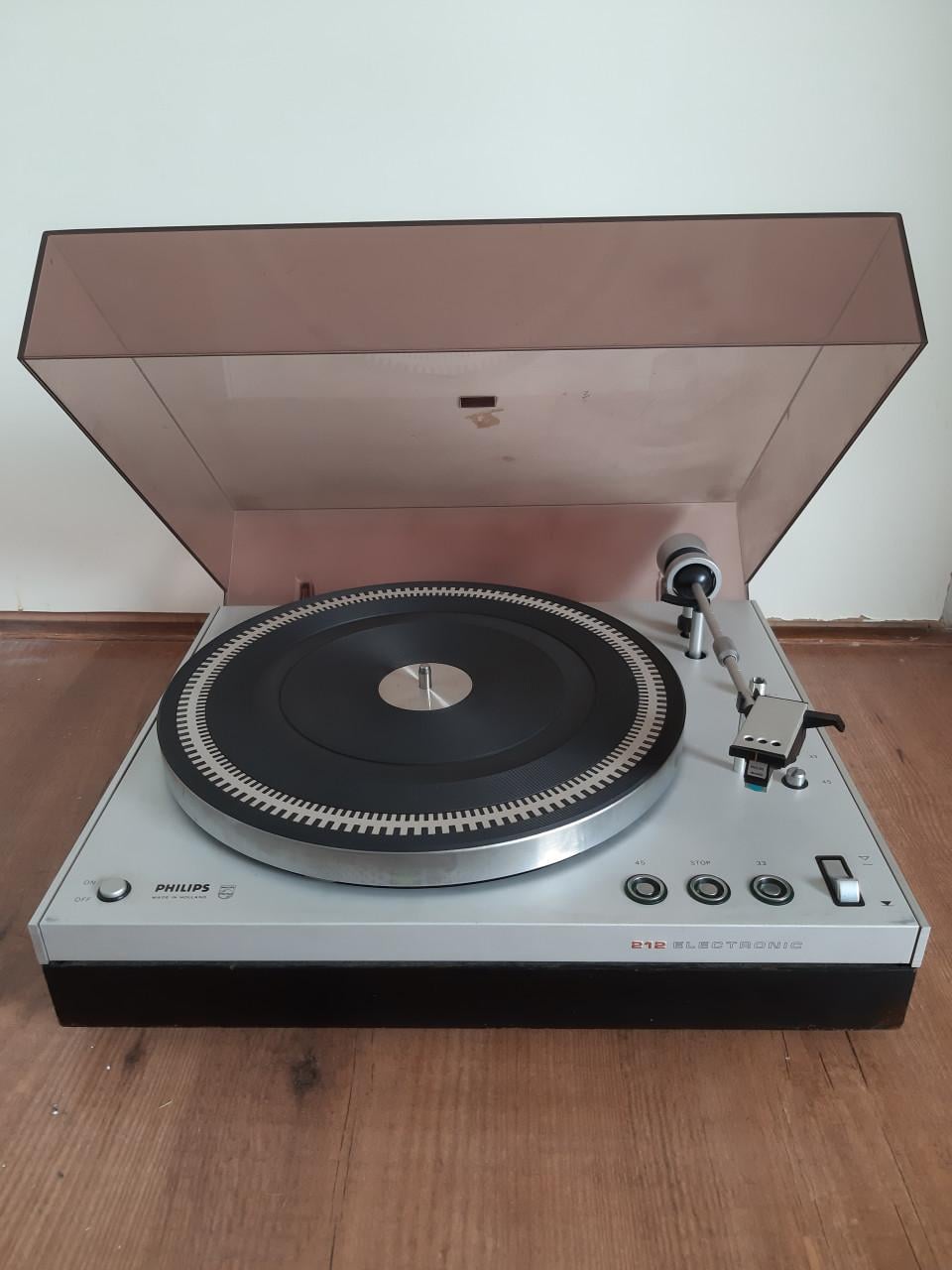 Philips - 212 Electronic Platenspeler