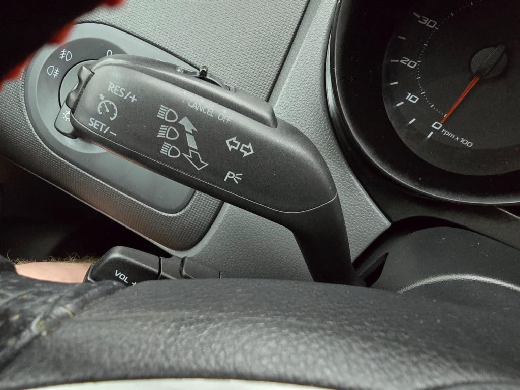 Seat Ibiza occasion 1.2 tsi sport edition met cruisecontrol en luxe radio |