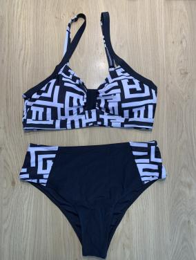Zwart-wit bikini maat M