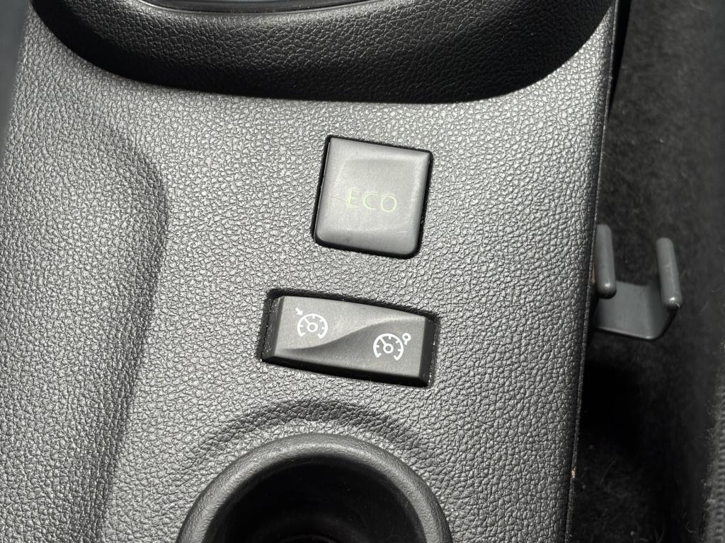 Renault Captur 0.9 tce intens + trekhaak!