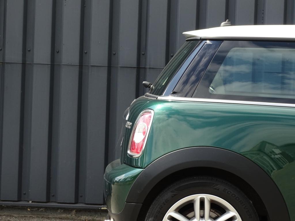 Mini 3-deurs 1.6 cooper chili british racing green | leder | bluetooth
