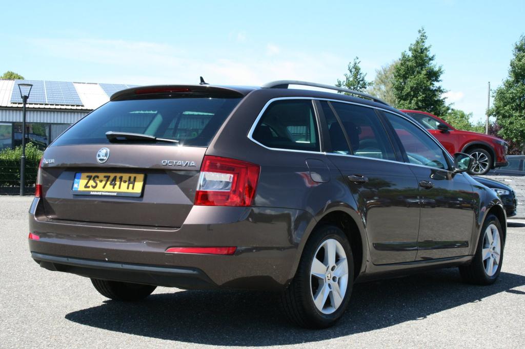 Skoda Octavia combi 1.6 tdi greentech ambition