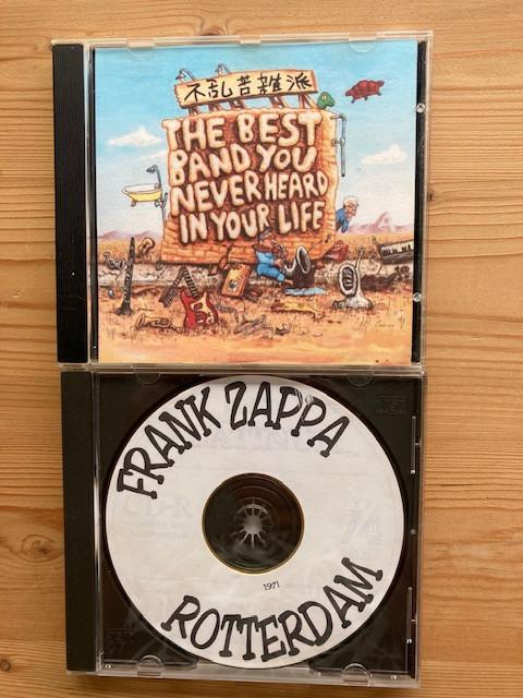 ZAPPA : CD's, DVD en boeken/naslagwerken over de artiest en zijn muziek.