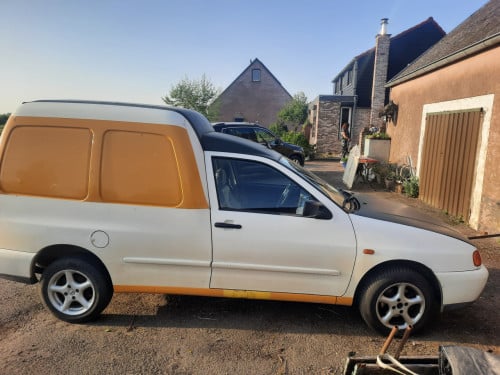 VW Caddy 1.4 benzine bestel grijs kenteken