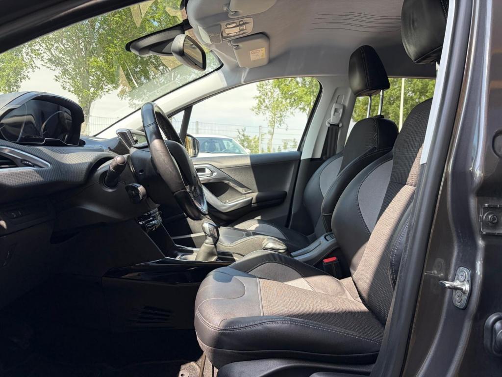 Peugeot 2008 1.2 puretech allure