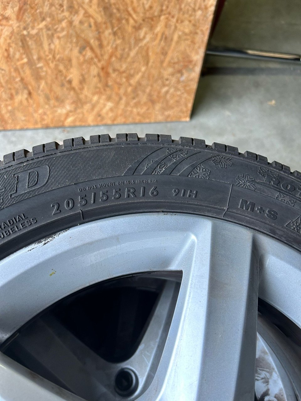 VOLKSWAGEN VELGEN - DUNLOP WINTRAC BANDEN