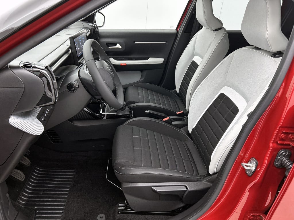 Citroen C3 turbo 100pk max | rijklaar | achteruitrijcamera | comfort seats 