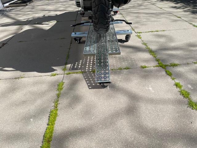 Motor /scooter trolley / verrijdbare (motor) scooterbok