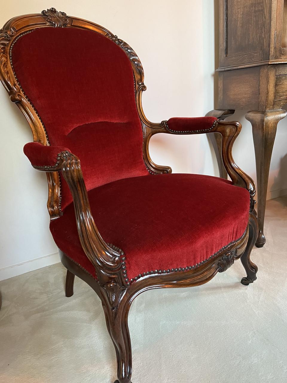 Antieke Rococo tafel, stoelen en zitbank in prima staat