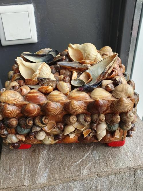Heel mooi antiek houten schelpen doosje of kistje - Sieraden doos....