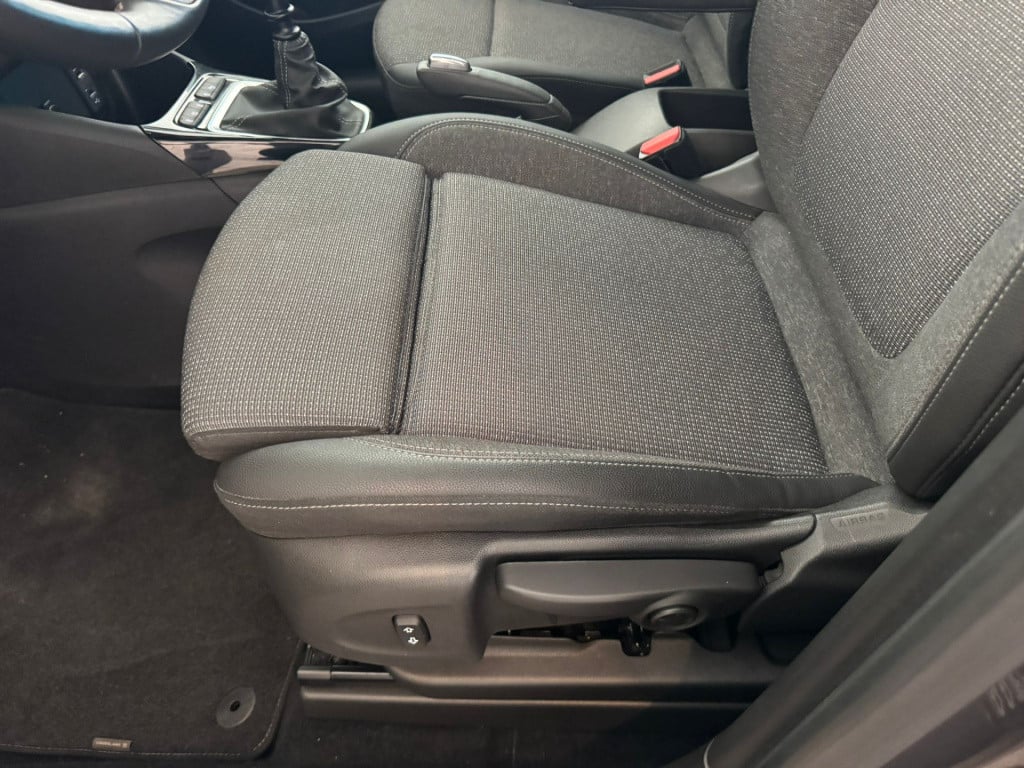 Opel Crossland X 1.2 turbo elegance