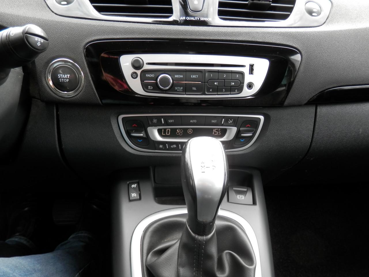 Auto Garant Biedt Aan: Renault Scenic 2.0 Bose Automaat