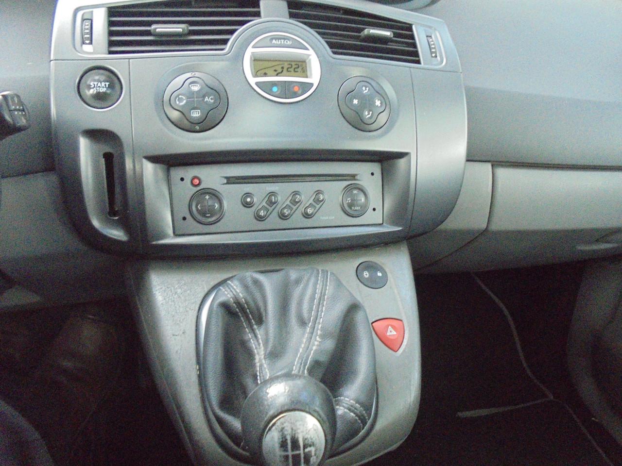 Scenic 2.0 I-16V in de Privilege Luxe,met N.A.P Apk.€ 1195