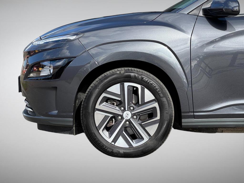 Hyundai Kona ev fashion 39 kwh