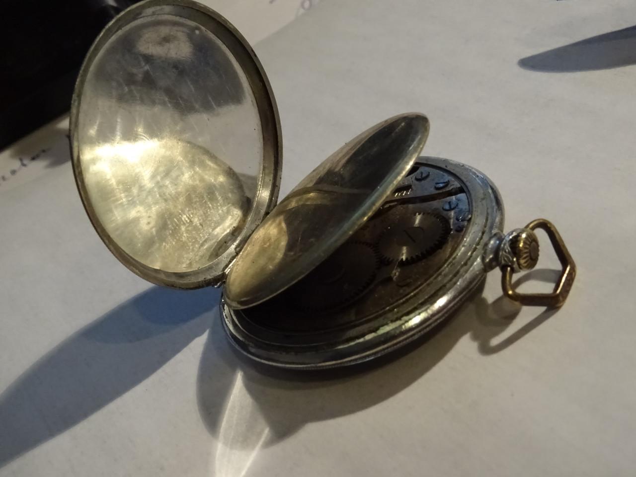 Te koop gebruikte zakhorloge regelateur Merk Service fabsuise voor dekenner