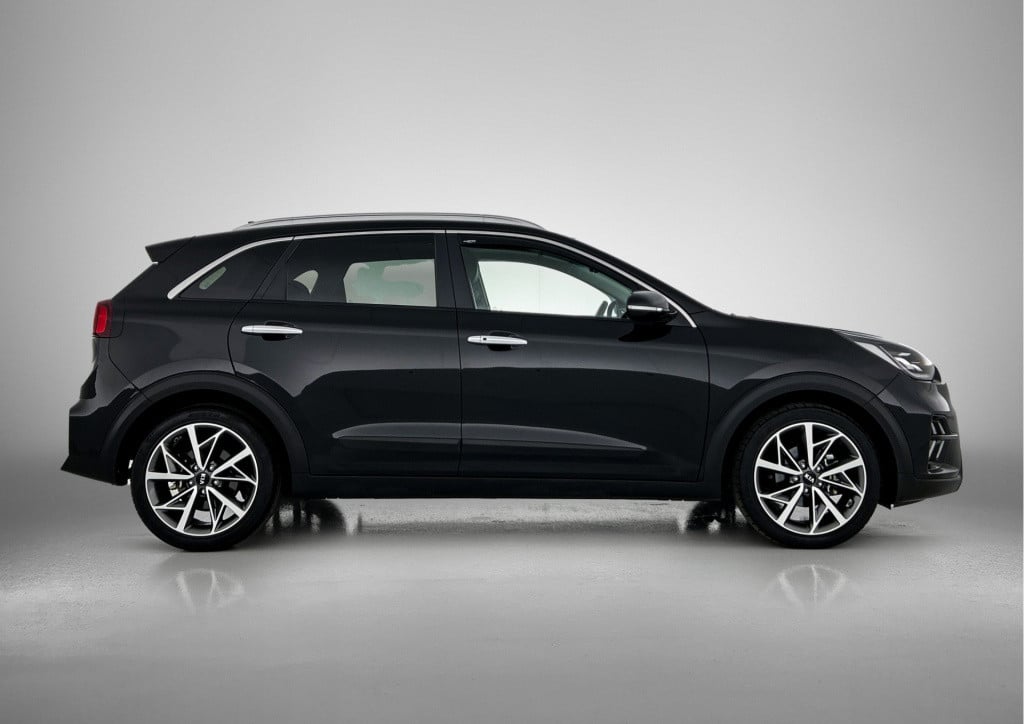 Kia Niro 1.6 gdi hybrid executiveline | leder | automaat | navigatie | sunr