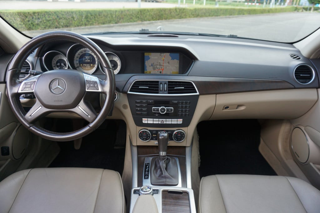 Mercedes-Benz C-Klasse estate 250 cdi business class elegance climate / sto