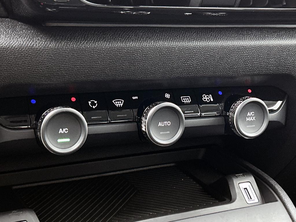 Citroen C4 1.2 145 pk hybride max | rijklaar | comfort seats | camera achte