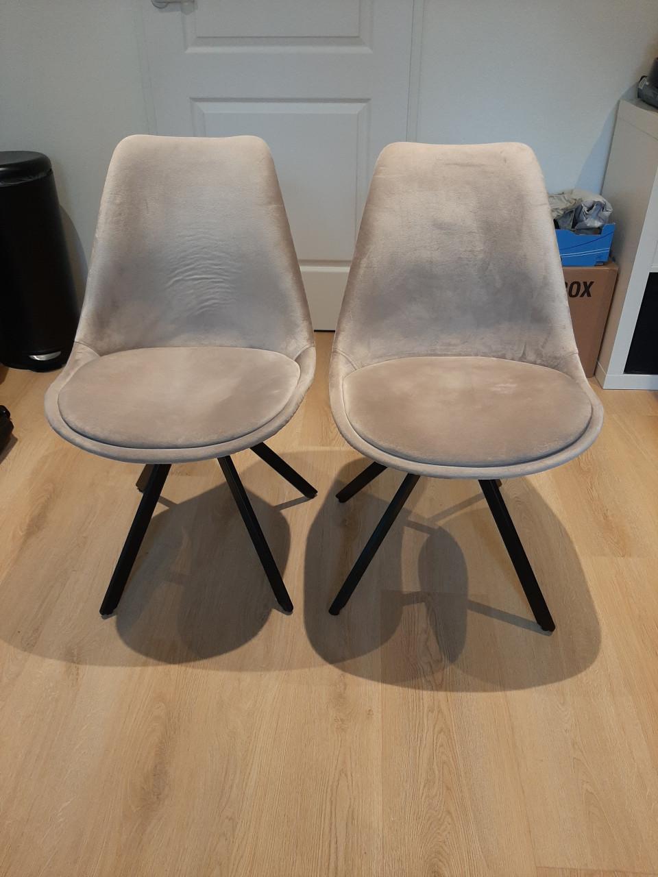 2x eetkamerstoelen champagne kleur velvet