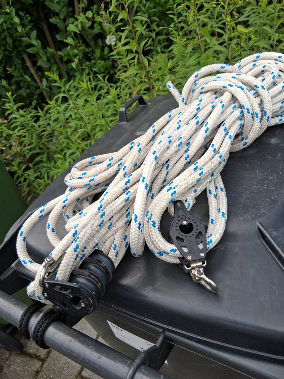 Grootschoot met blokken/ werplijn