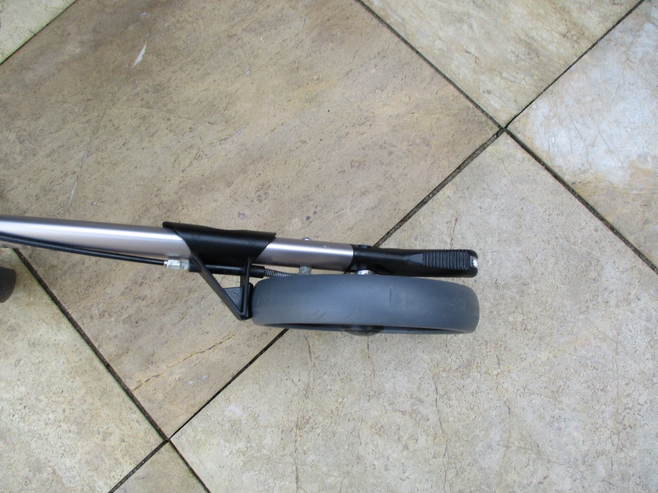 Zgan Gemino 30 opvouwbare lichtgewicht rollator met zitje tas  rugsteun en