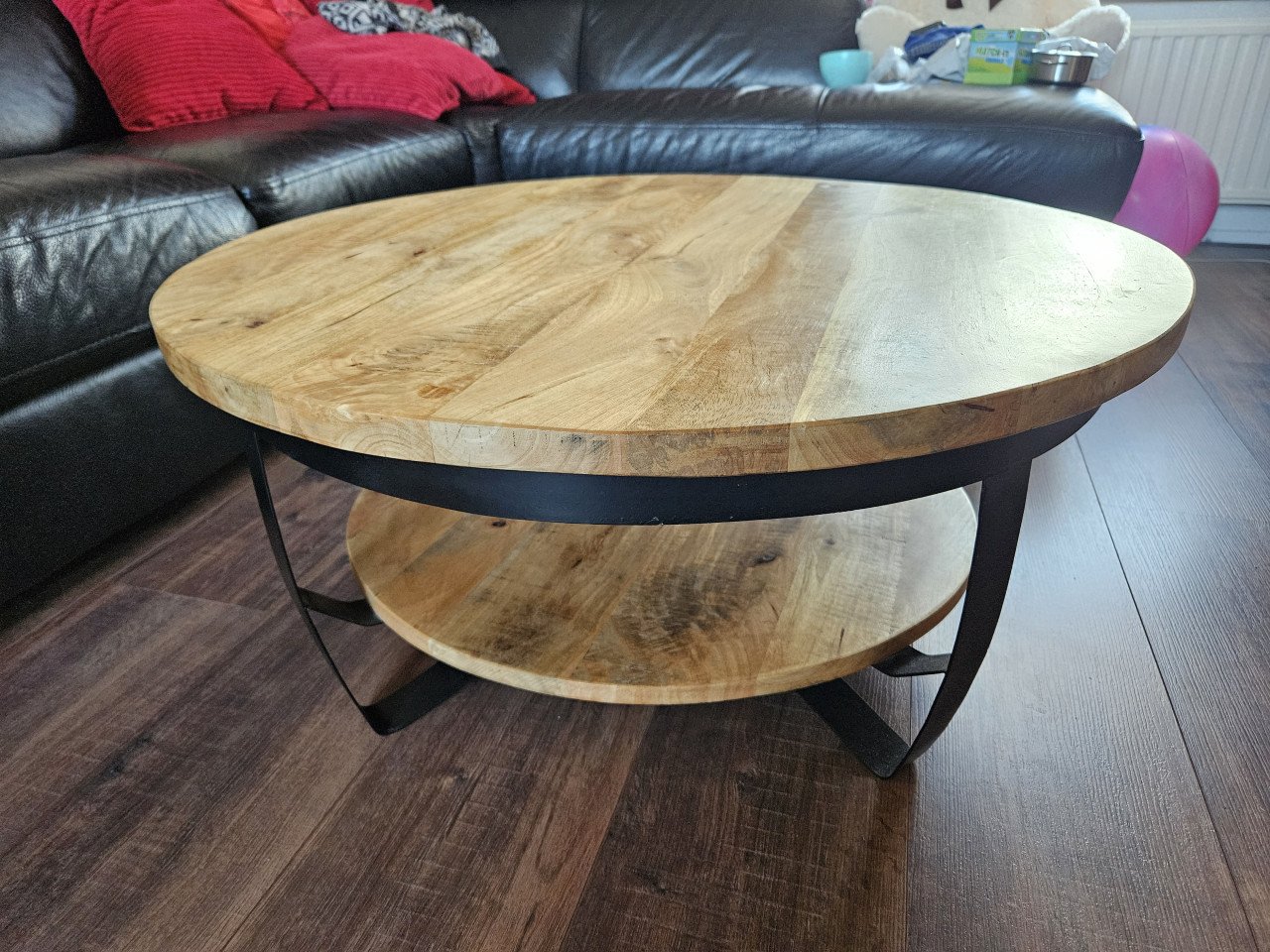 Mooie industriële mangohouten salontafel 90x43cm