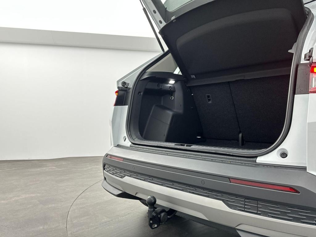 Skoda Elroq selection elektromotor 125 kw / 170 pk suv elektri