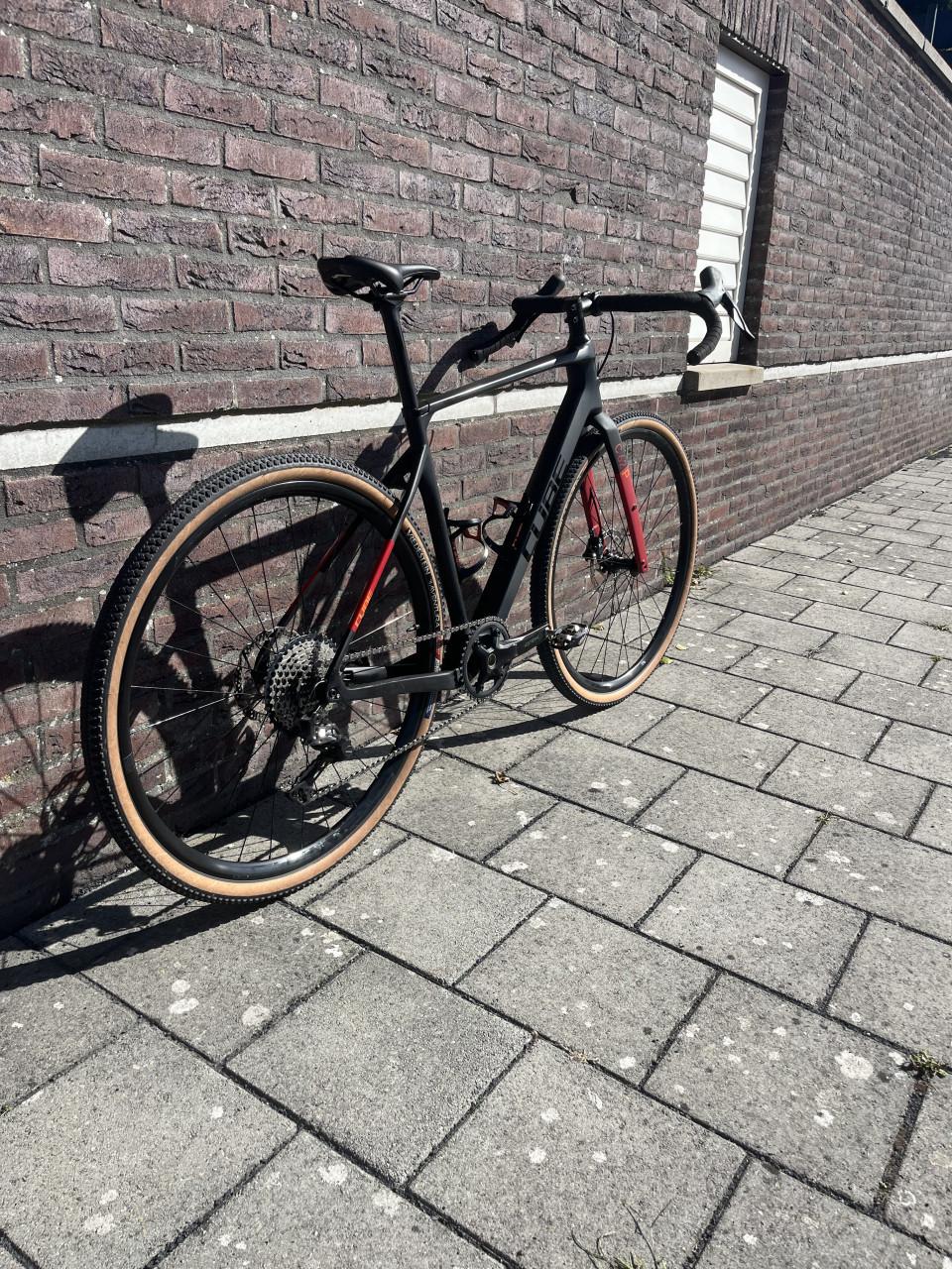 Cube Nuroad C62 pro maat M