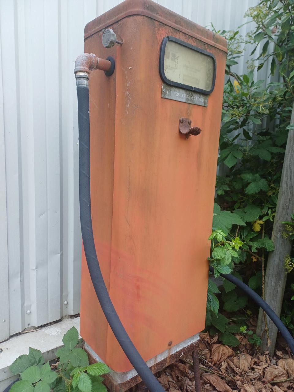 Vintage benzinepomp