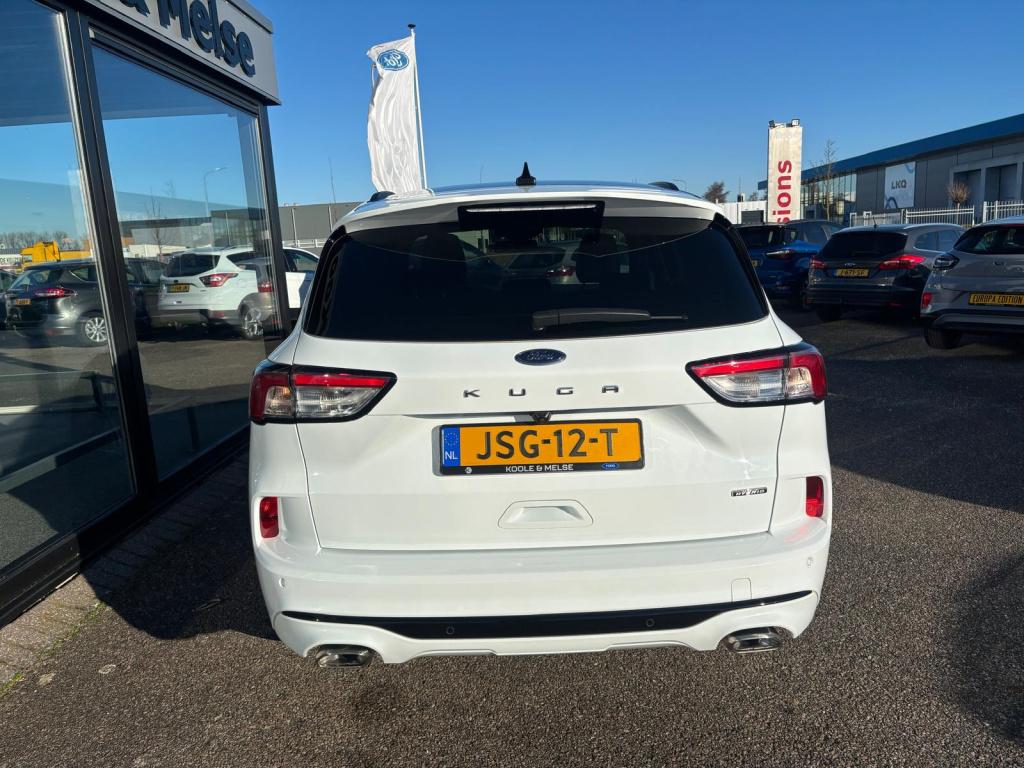 Ford Kuga 2.5 phev e-cvt 225pk st-line x , pano dak , adaptive cc , voorrui