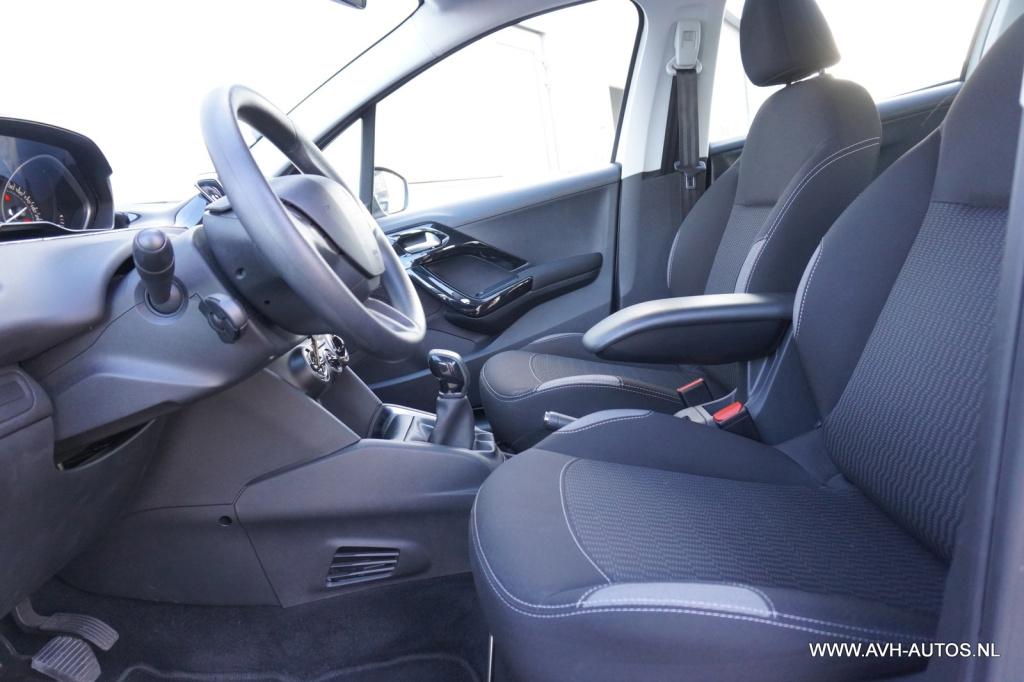Peugeot 208 1.2 puretech blue lion