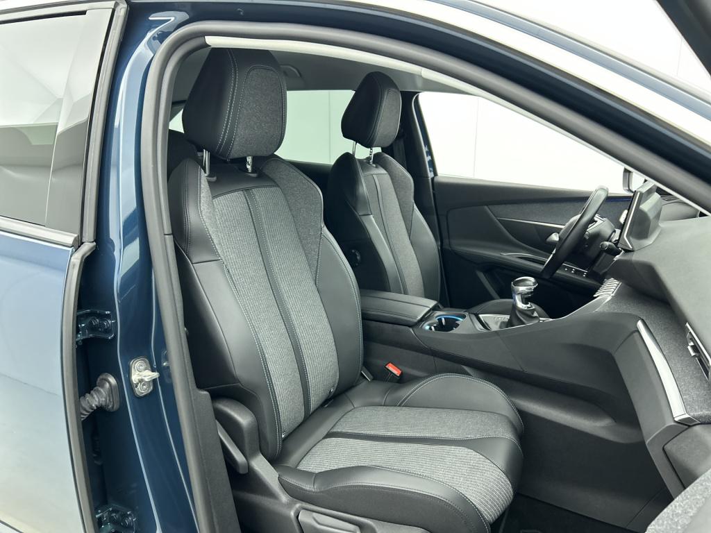 Peugeot 3008 130 pk blue lease allure | rijklaar | trekhaak | elektrische a