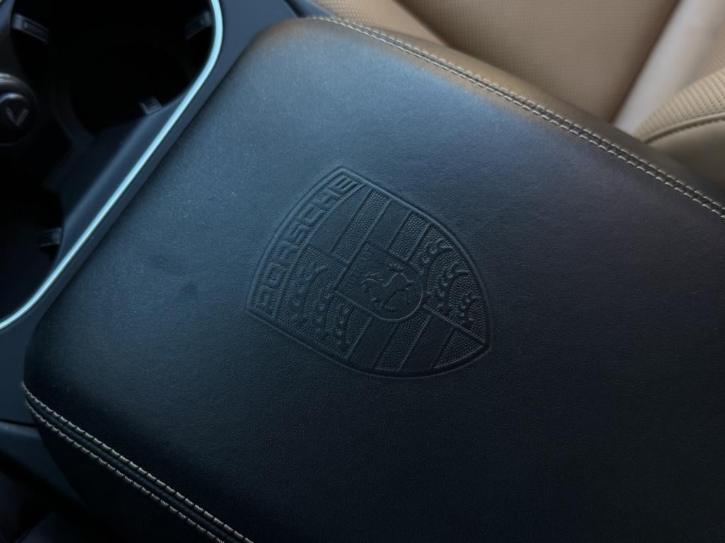 Porsche Cayenne 3.0 | sportdesign | pano | sportchrono | luchtvering | acc 