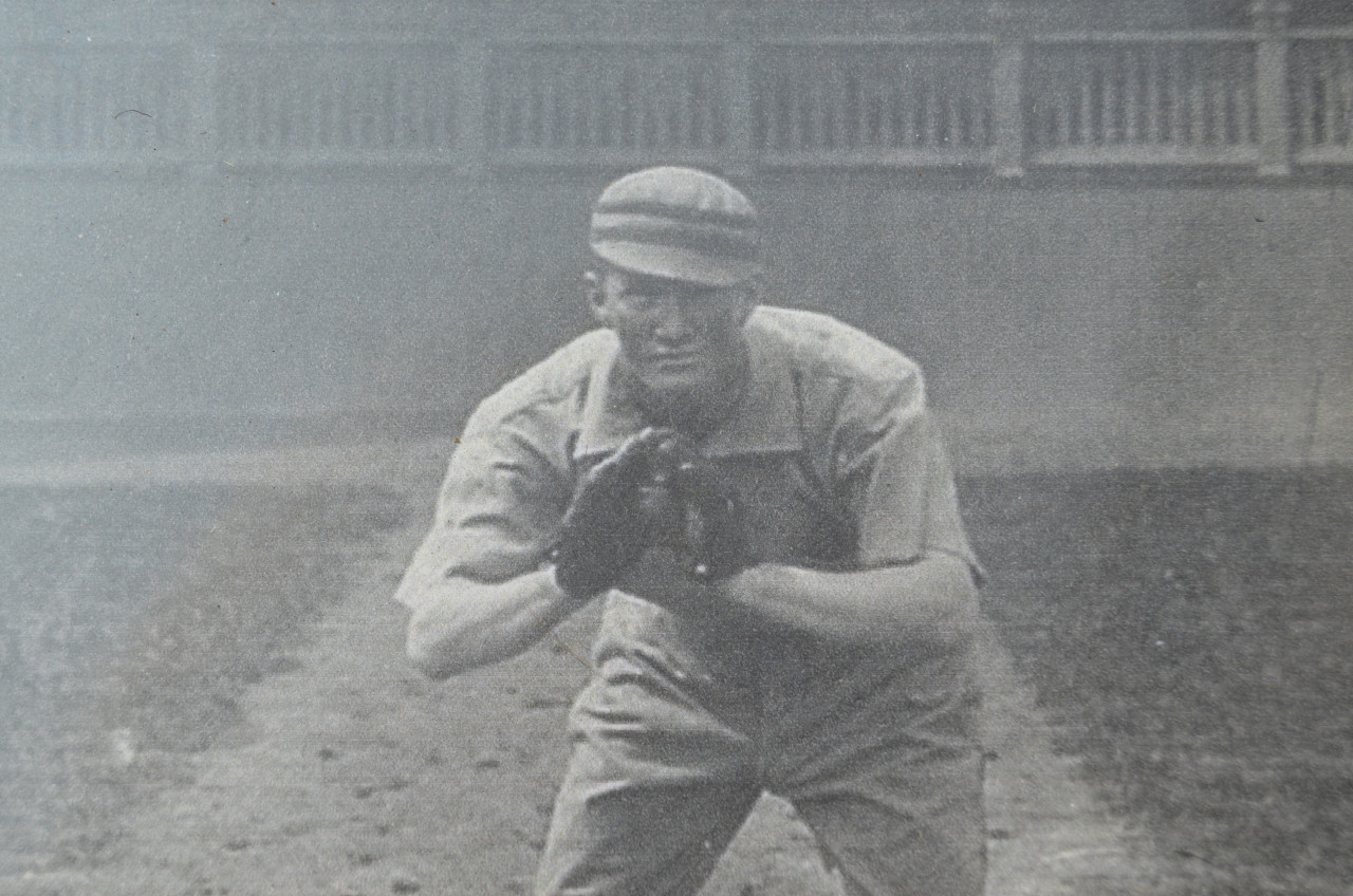 Gekke oude foto van een Honkballer
