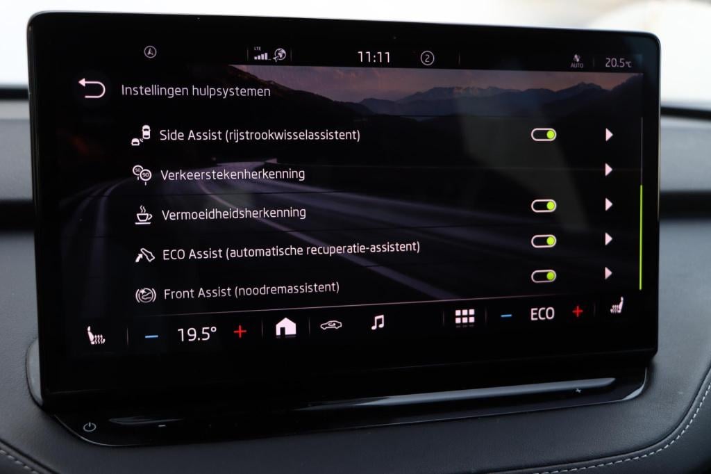 Skoda Enyaq Iv 60 sportline 180pk | soh 93,7% |