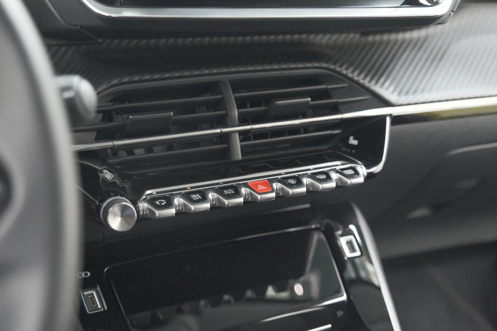 Peugeot 208 ev allure 50 kwh | stoelverwarming | apple carplay | parkeersen