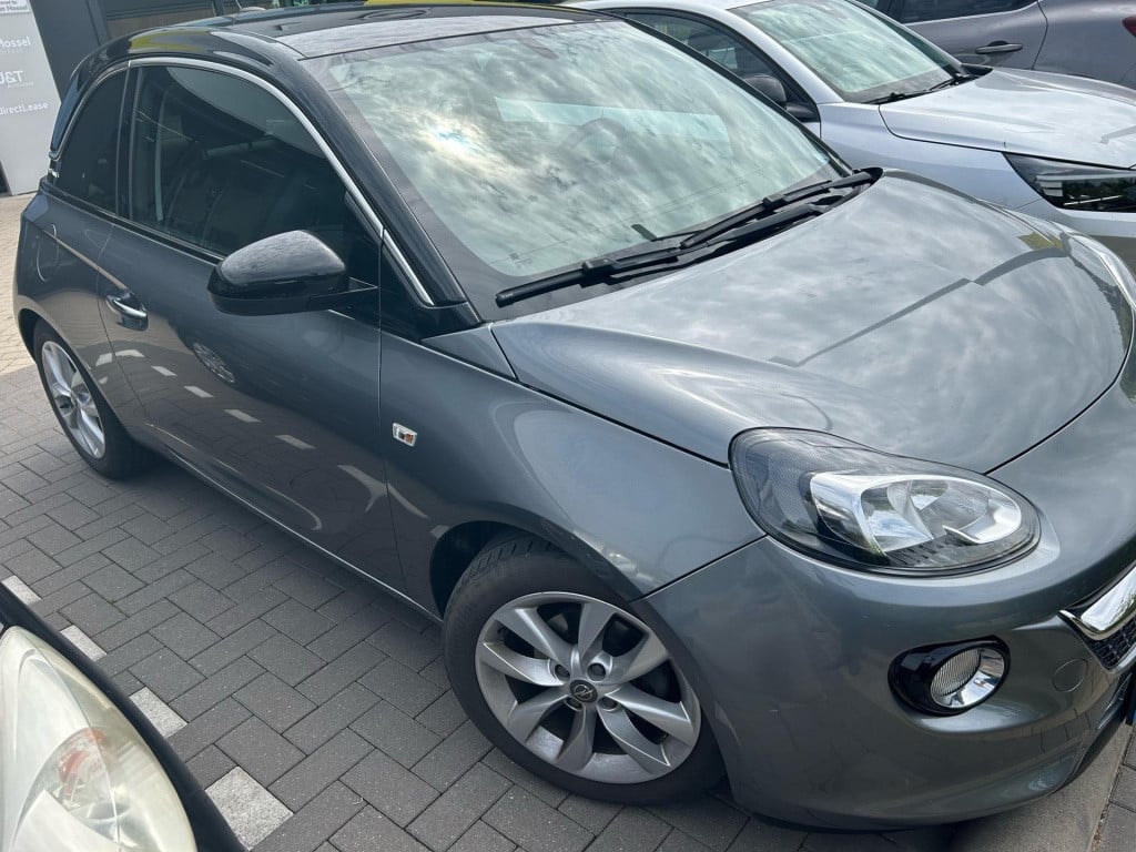 Opel Adam 1.0 turbo jam favourite